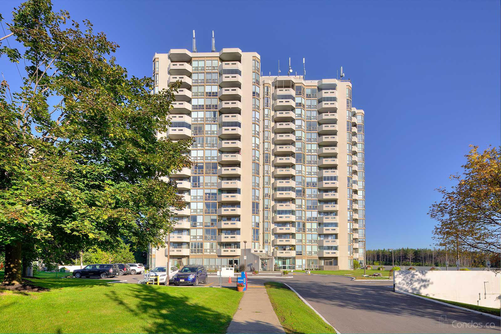 The Sands Condo at 20 McFarlane Dr, Halton Hills 0