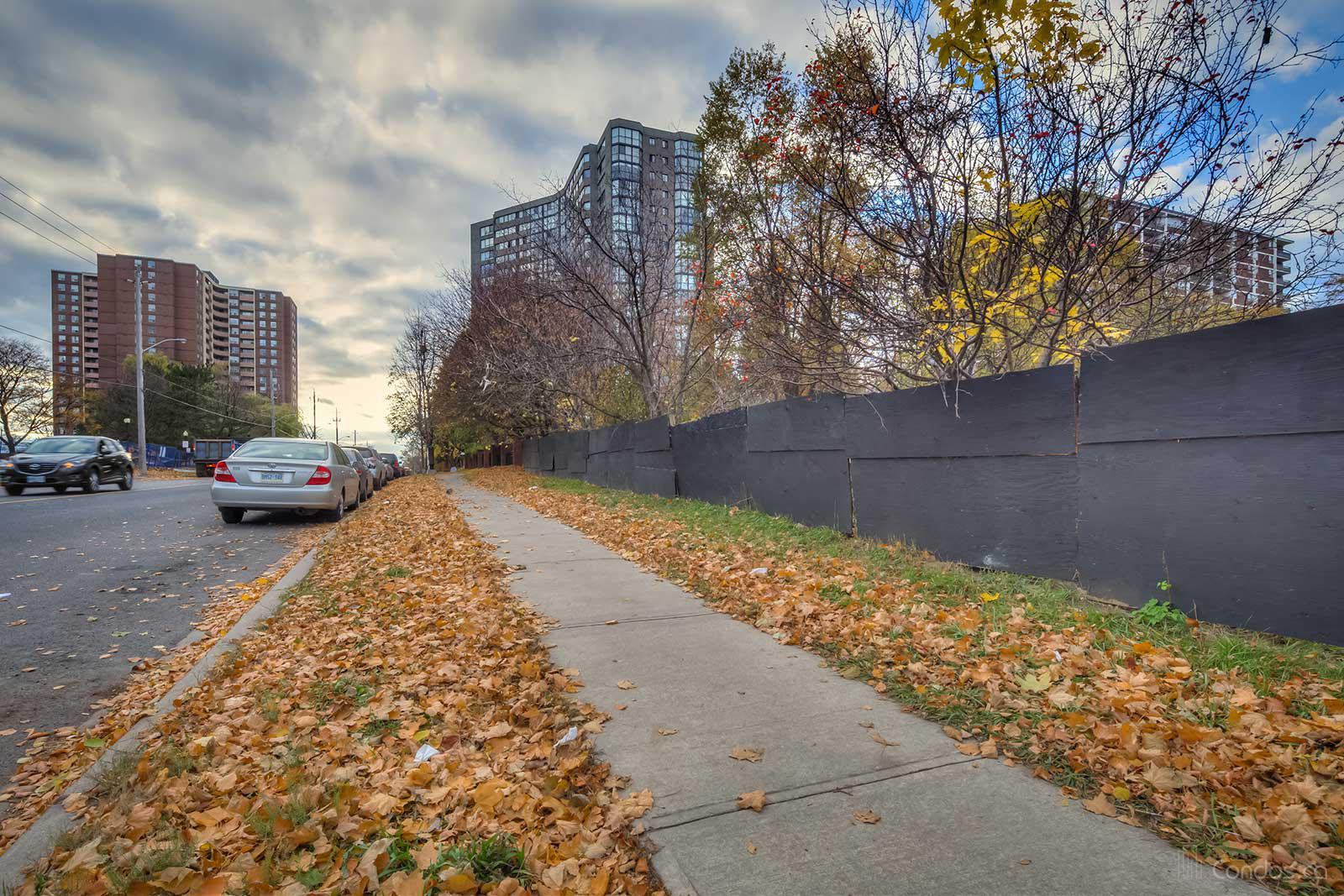 Humberview Heights at 40 Richview Rd, Toronto 1