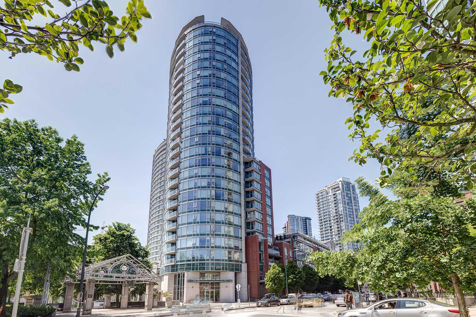 Firenze Tower I at 58 Keefer Pl, Vancouver 0