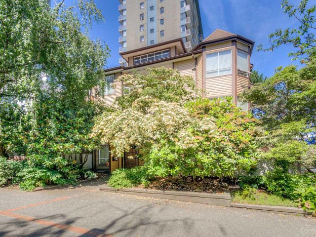 1005 Broughton photo