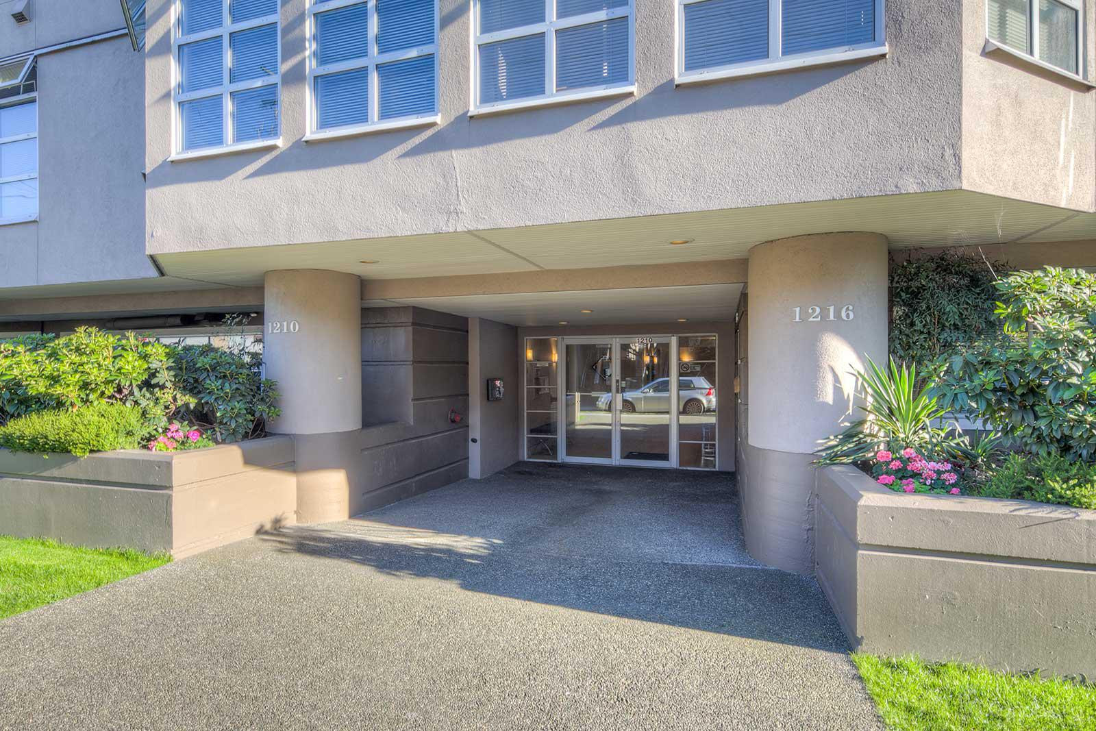 Galleria at 1210 W 8th Ave, Vancouver 0