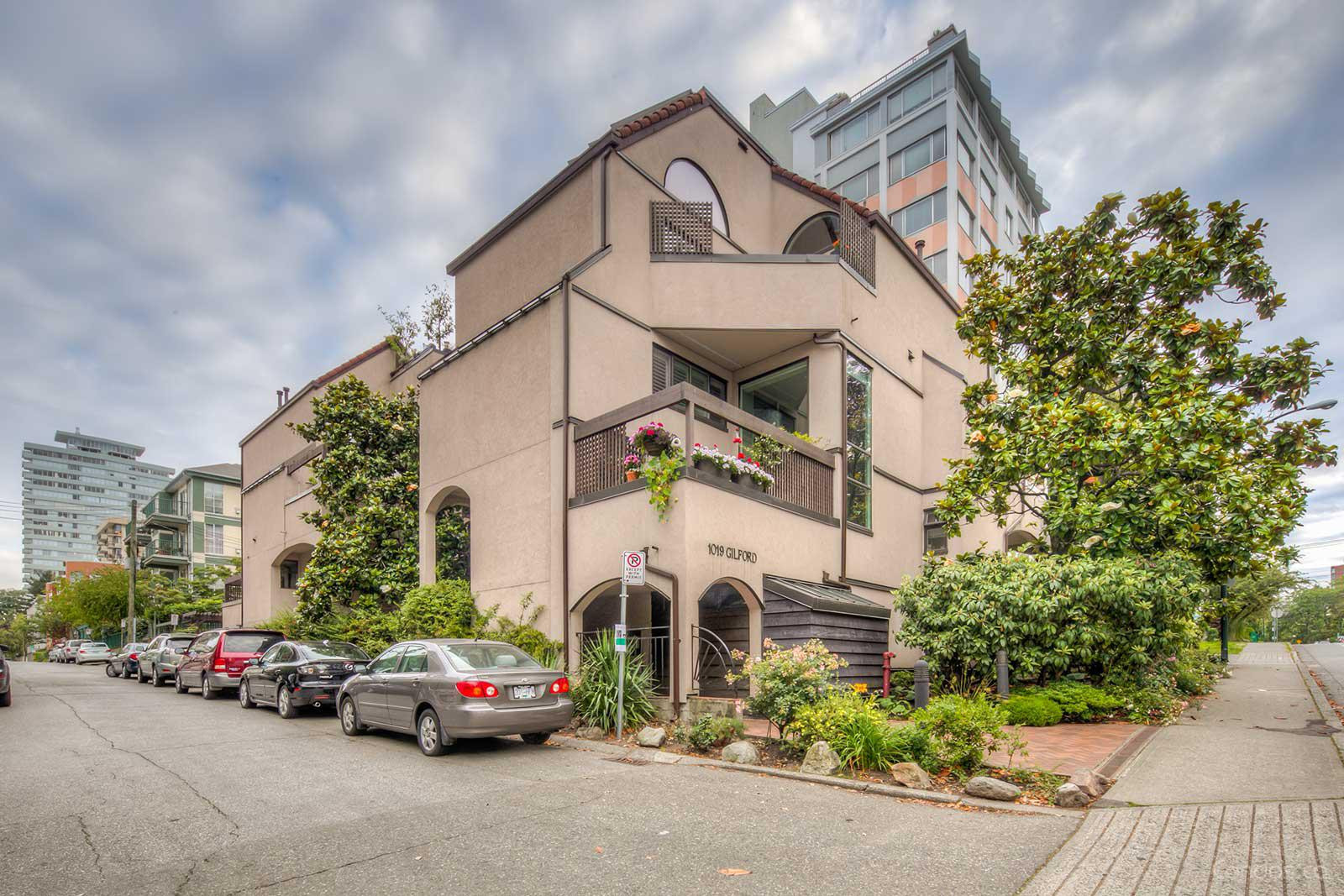 Gilford Mews at 1019 Gilford St, Vancouver 0