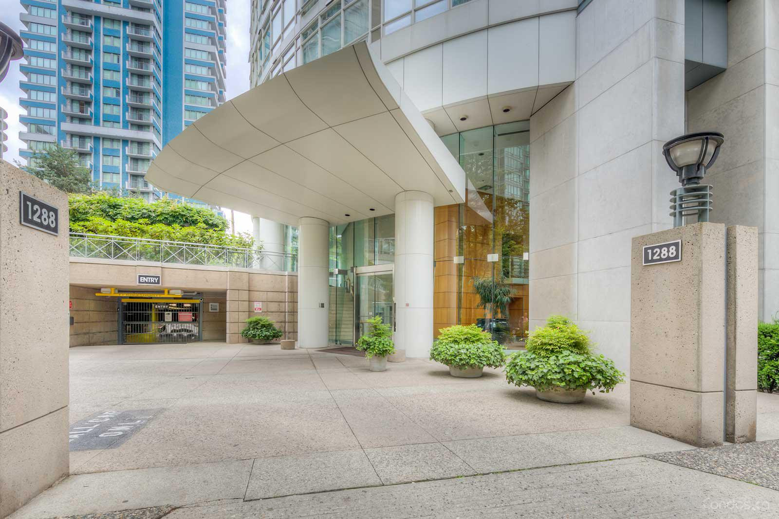 The Palisades West Tower at 1288 Alberni St, Vancouver 0