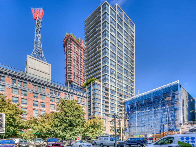 Woodwards W32