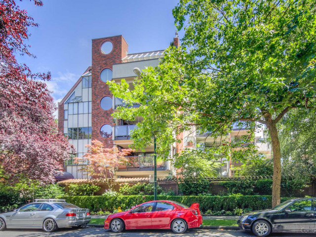 Edgemont Place