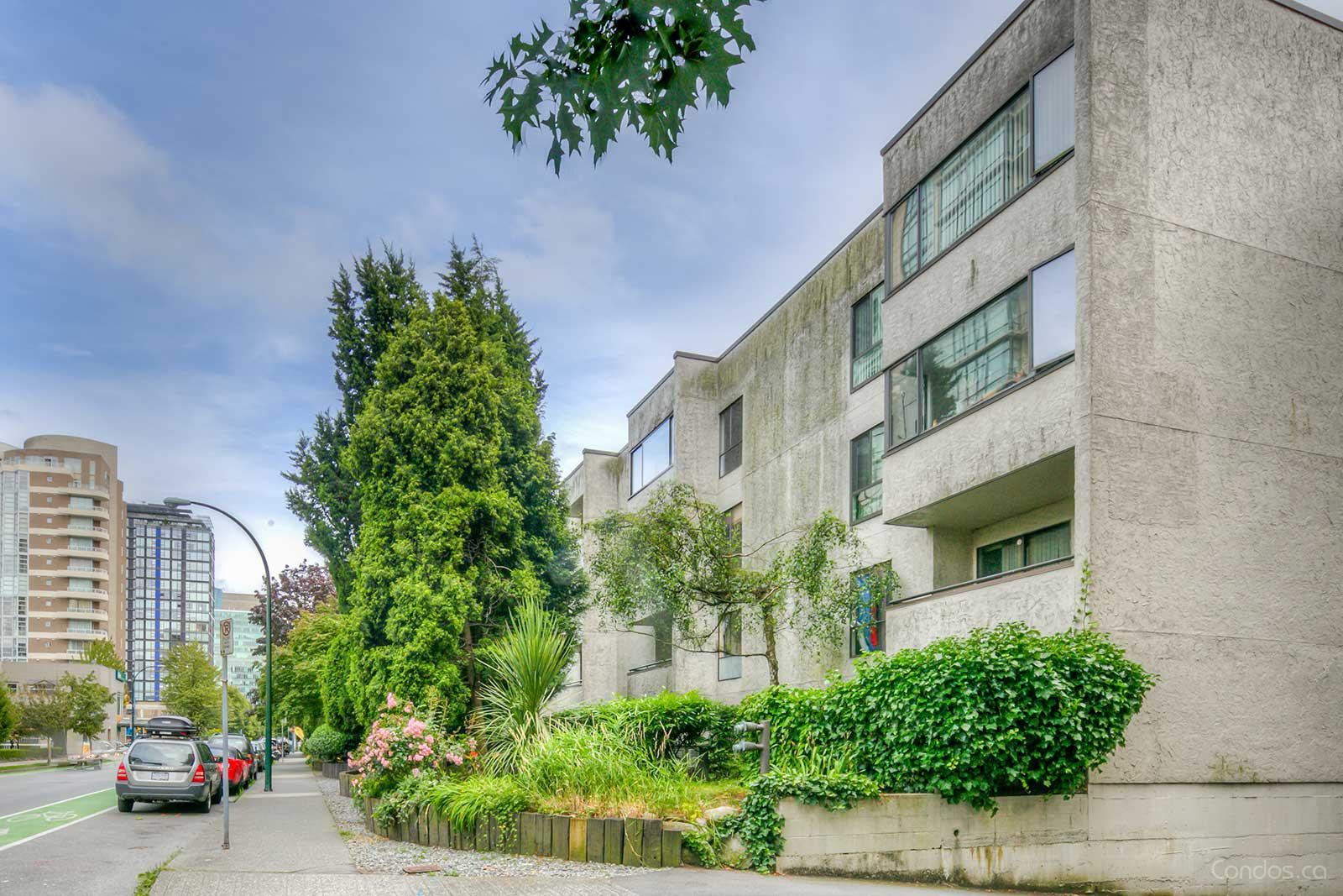 Garden Court at 1830 Alberni St, Vancouver 0