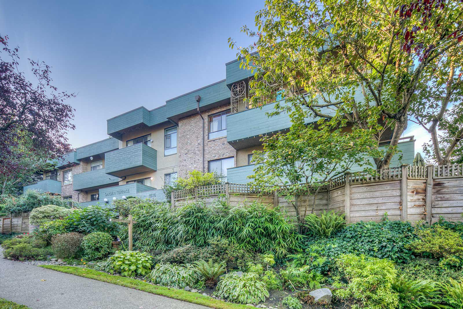 Garden Terrace at 1516 Charles St, Vancouver 0