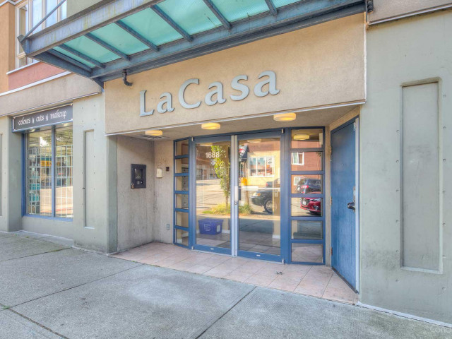 La Casa photo