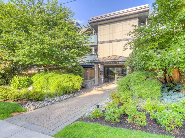 Maplewood Place photo