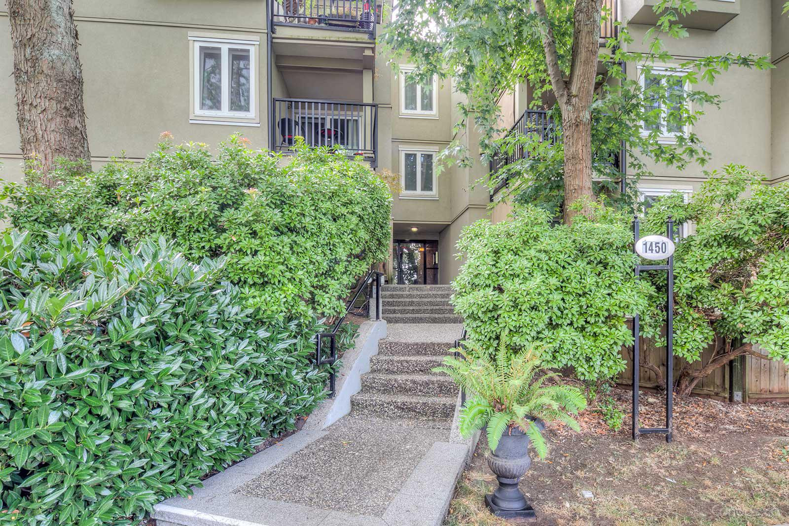 Ridgeway Place at 1450 E 7th Ave, Vancouver 1