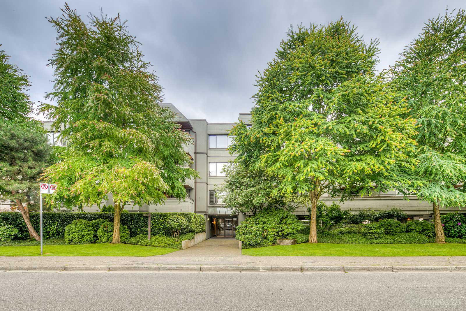 South Granville Place at 1476 W 10th Ave, Vancouver 0