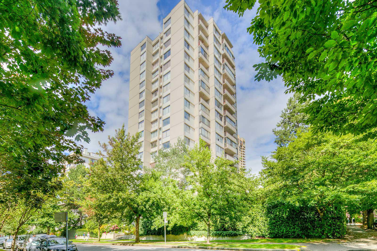 Stratford Place at 1725 Pendrell St, Vancouver 1