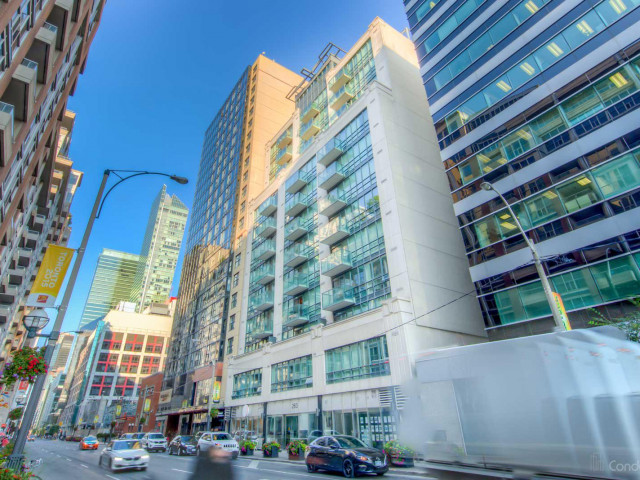 263 Wellington West