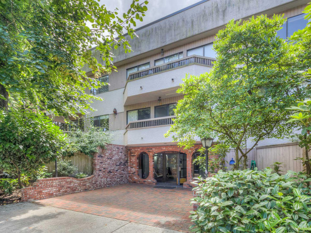 Westwood Villa hero image