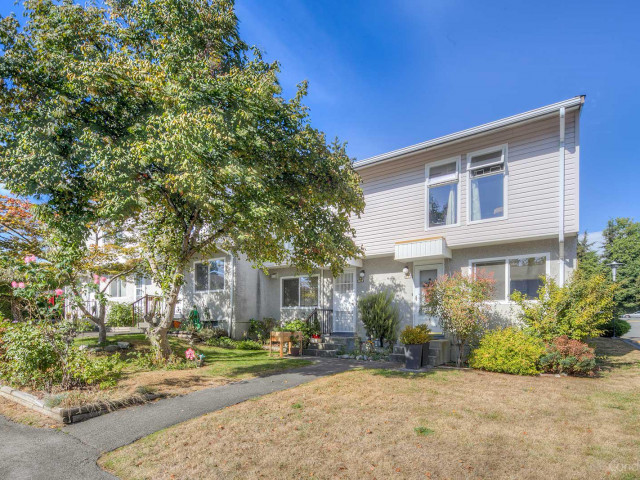 Champlain Villa photo