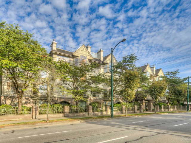 Bloomfield Gardens photo