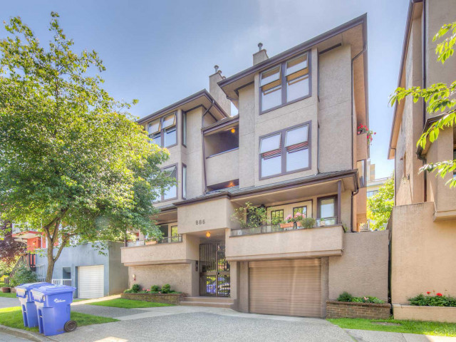 886 Broughton photo