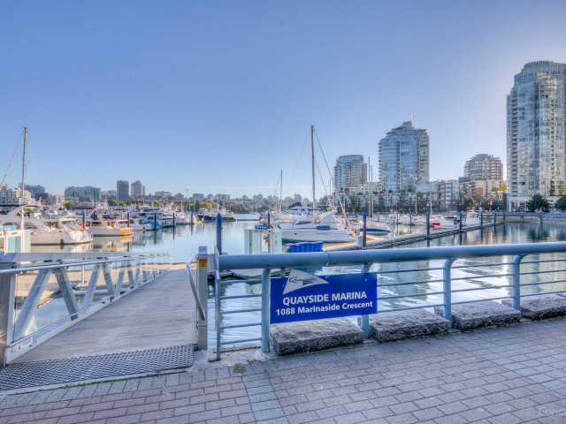 Quayside Marina photo