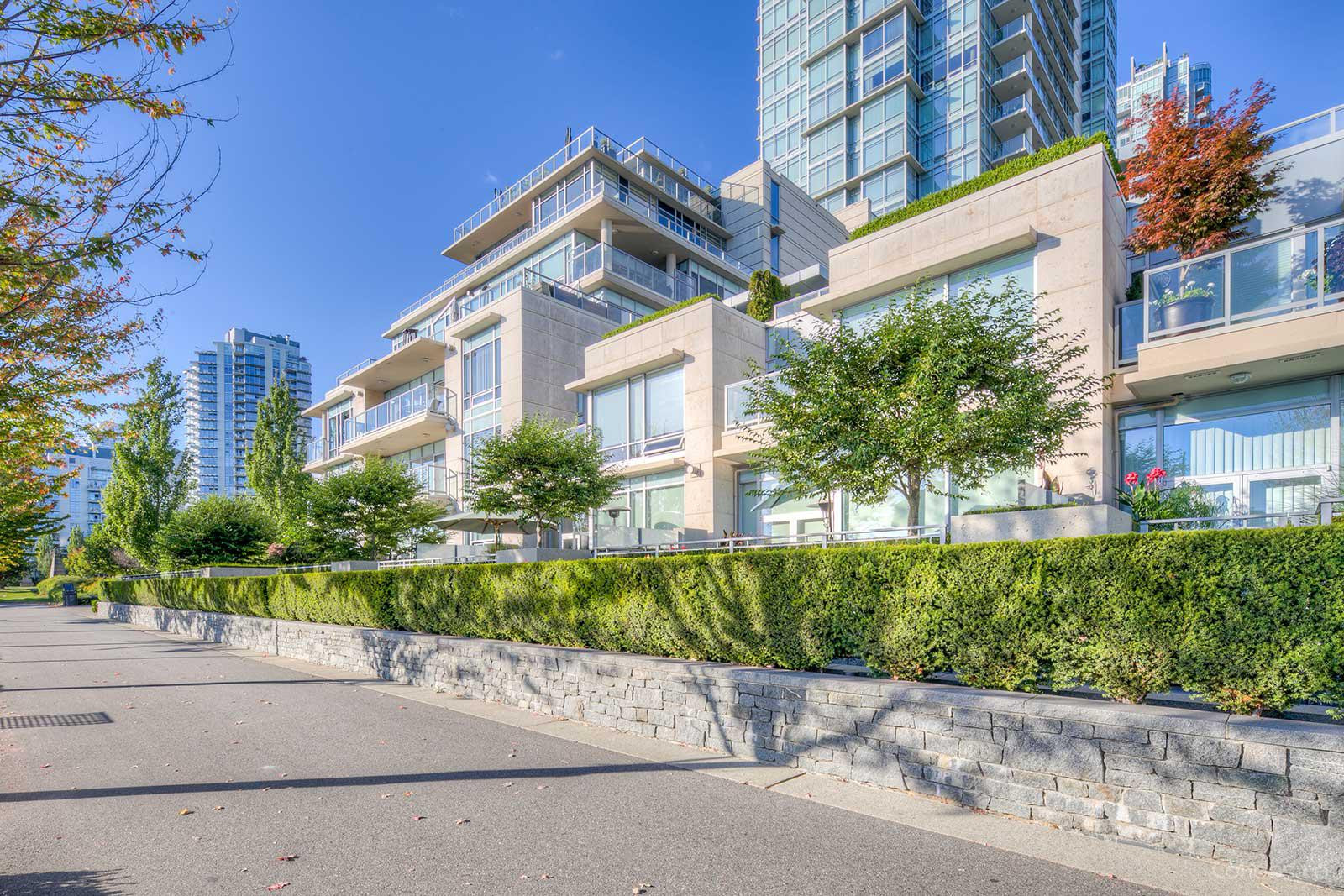 King's Landing at 426 Beach Crescent, Vancouver 0