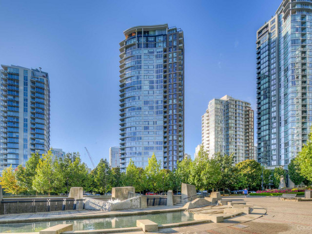 Two Park West photo