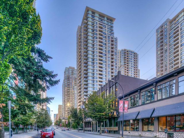 Yaletown Park 1
