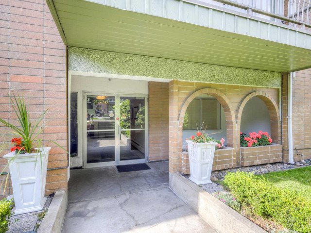 Yorkdale Villa photo