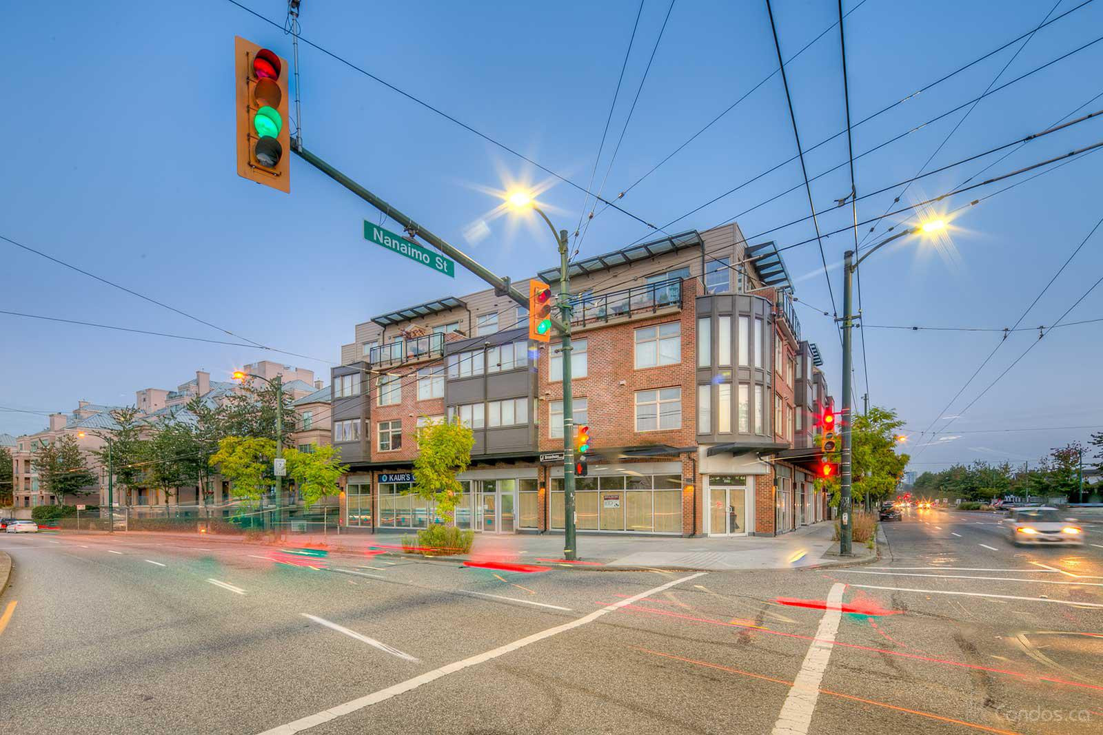 Broadway Crossing at 2408 E Broadway, Vancouver 0