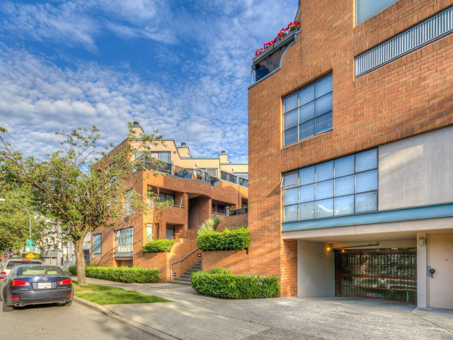Heather Court photo