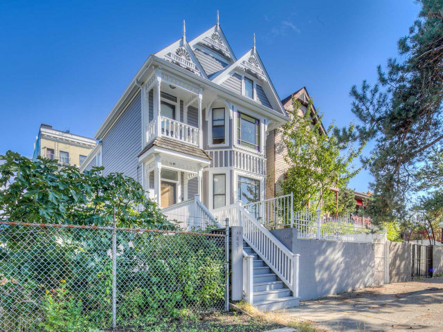 451 East Pender Street