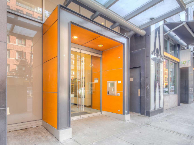 60 W Cordova