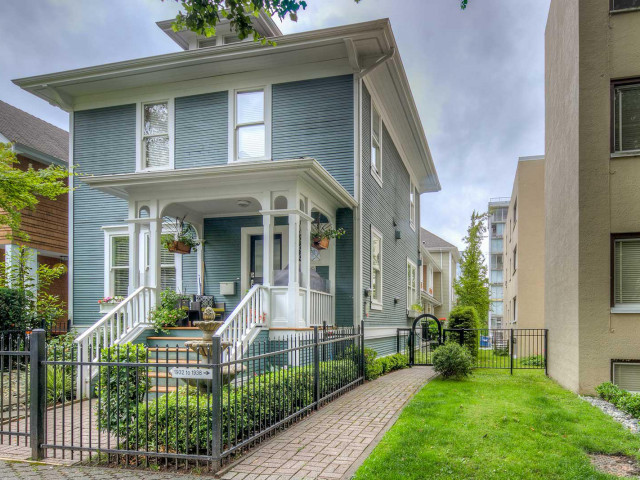 Stanley Park Mews photo