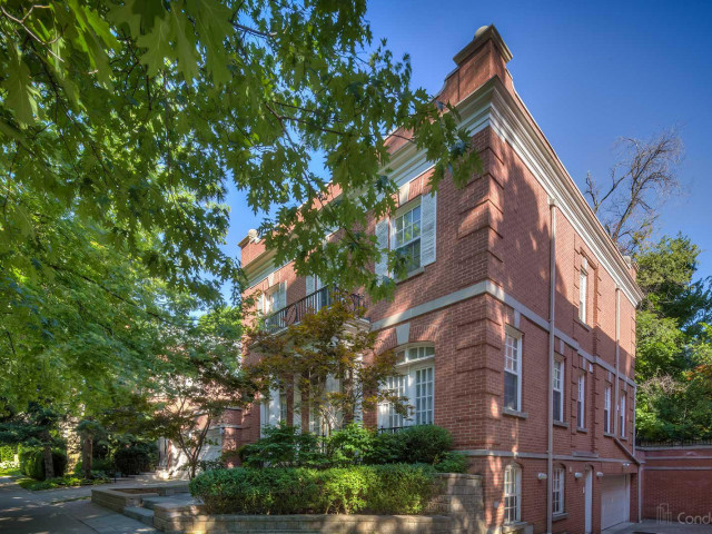 150 Heath Street West Condos