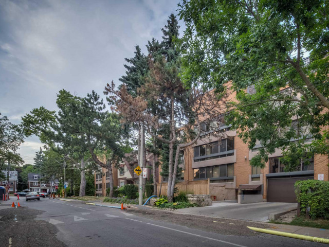 265 Poplar Plains Road Condos