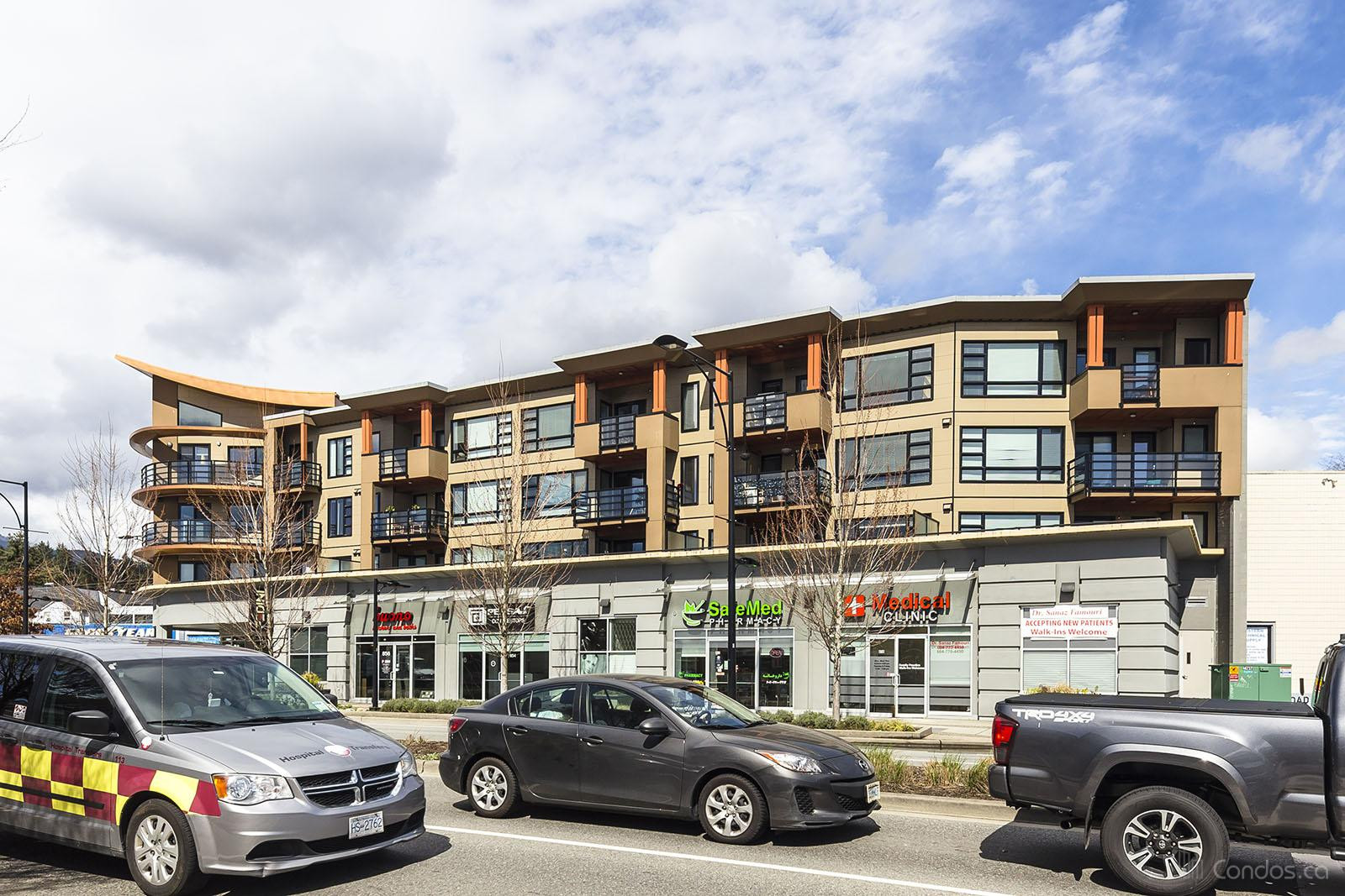 The Vue at 857 15th St W, North Vancouver City 1