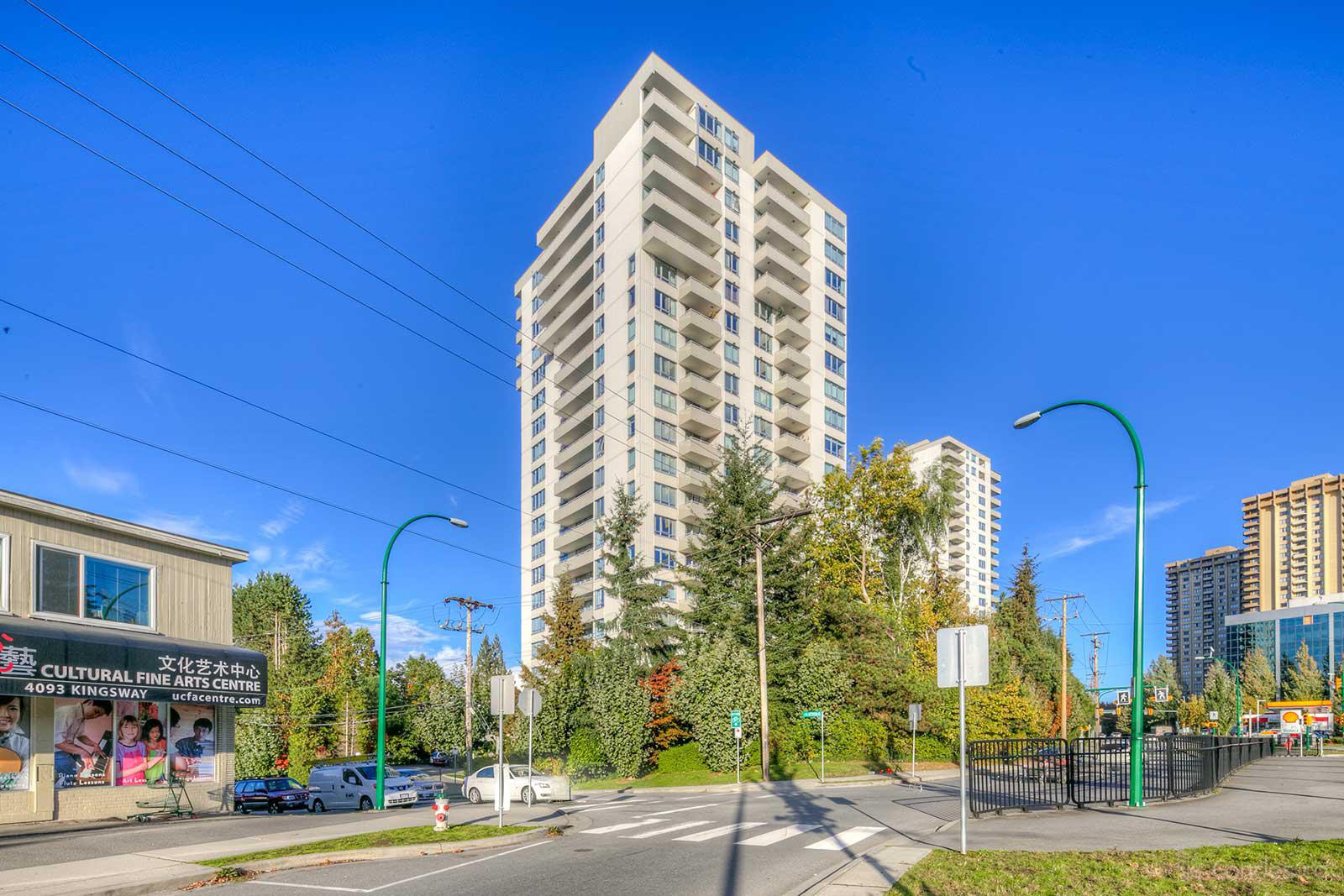 Central Park Place at 4160 Sardis St, Burnaby 1