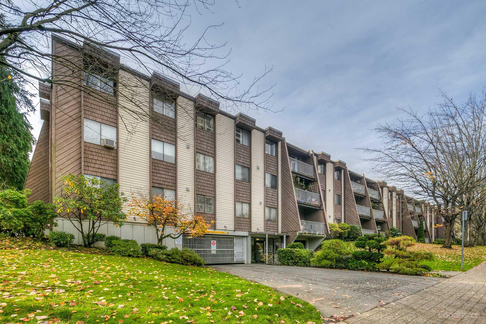 Lougheed Estates at 3921 Carrigan Crt, Burnaby 1