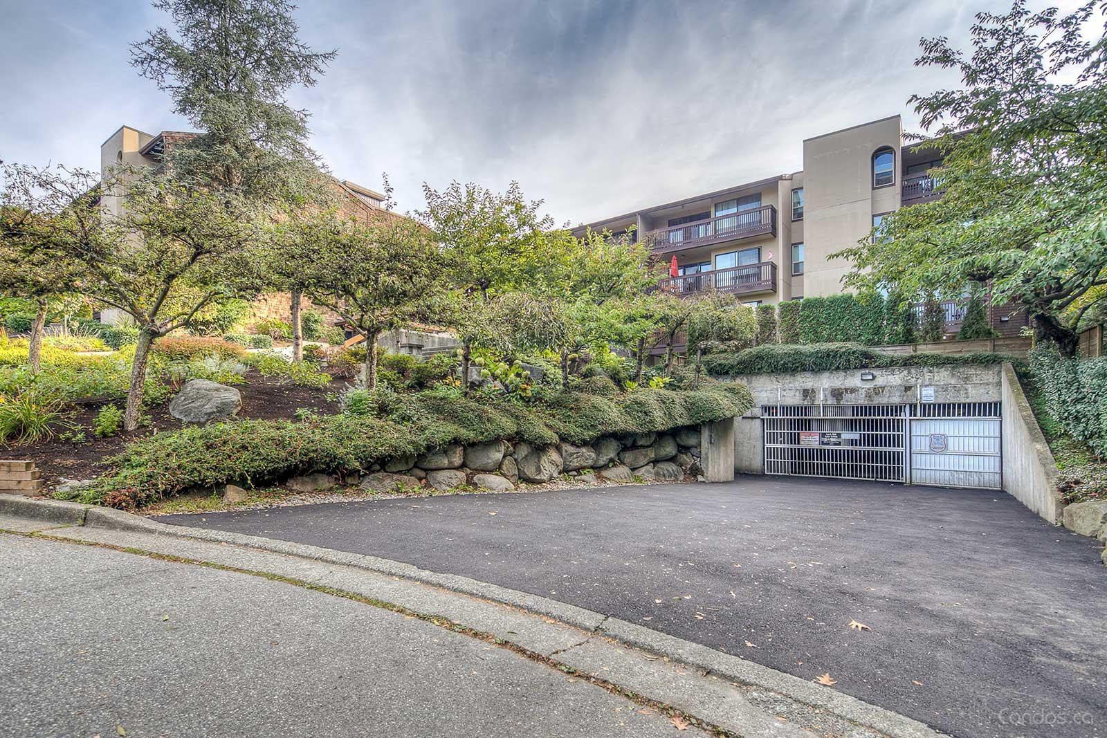 Barclay Woods at 9857 Manchester Dr, Burnaby 1