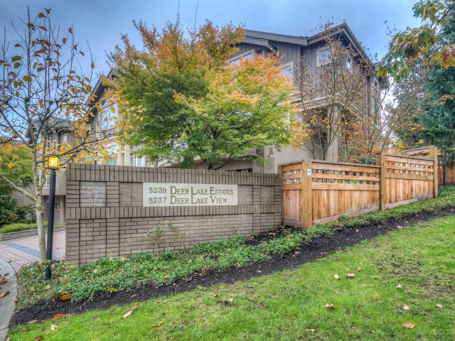 Deer Lake Estates photo