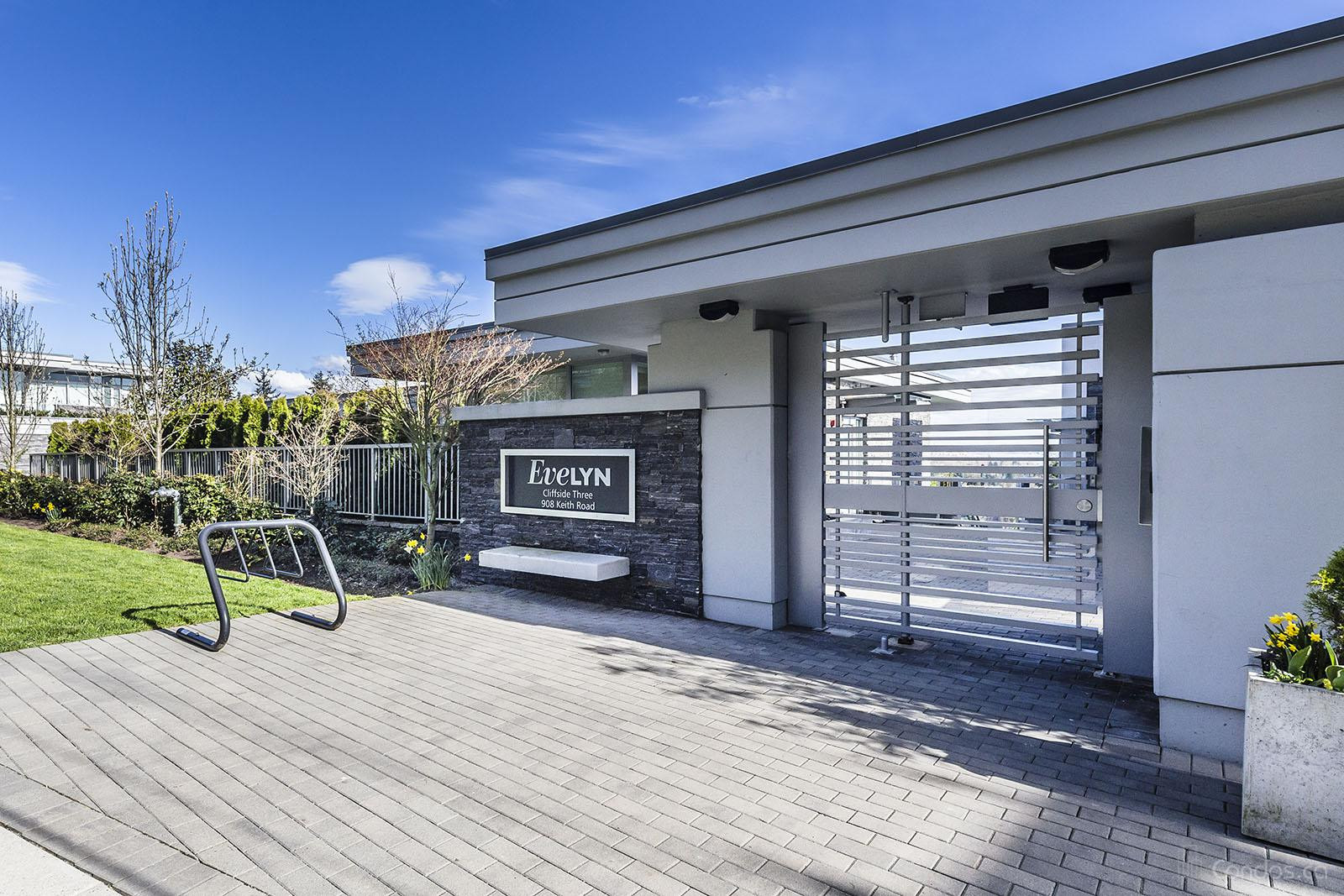 Cliffside Three at 908 Keith Rd, West Vancouver 1