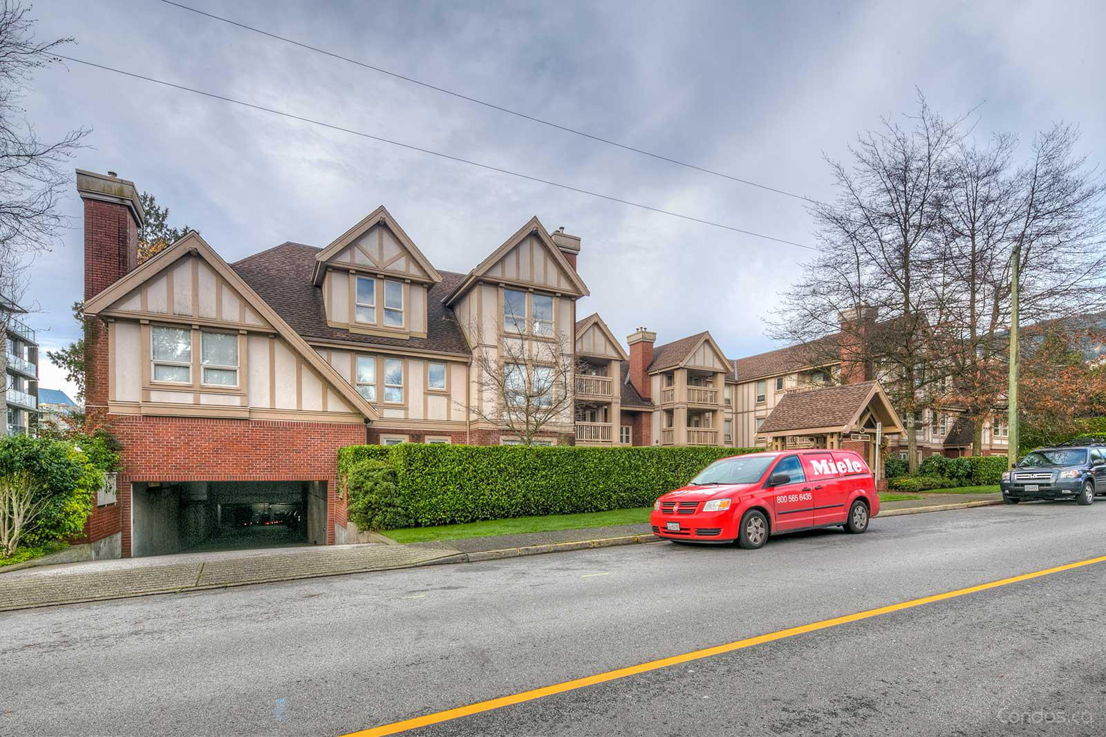 Tudor Gardens at 843 22nd St, West Vancouver 0