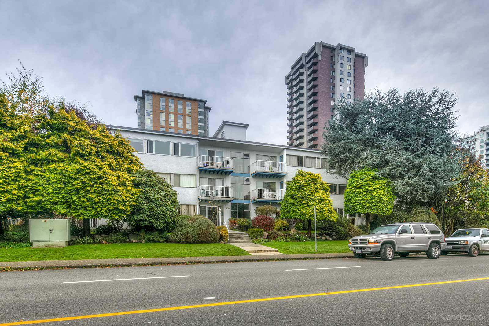 Mountain View at 1450 Chesterfield Ave, North Vancouver City 0