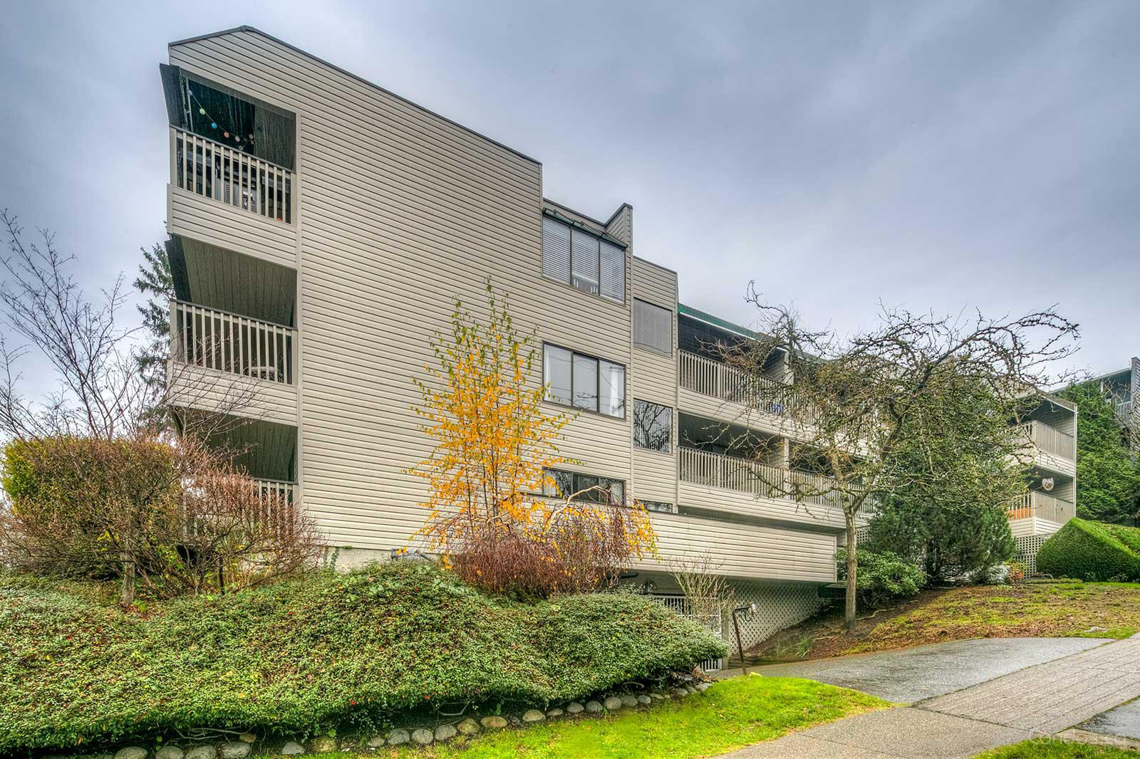 Ocean View at 156 21st St W, North Vancouver City 0