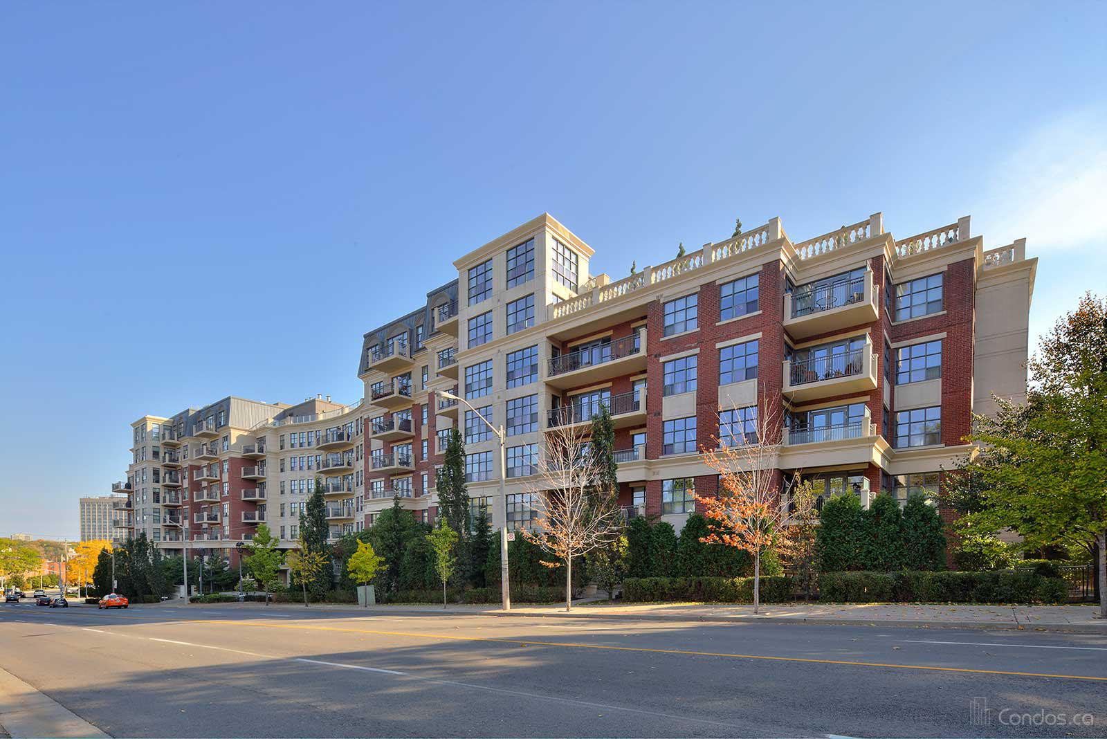 Kingsway Condominiums at 2855 Bloor St W, Toronto 0
