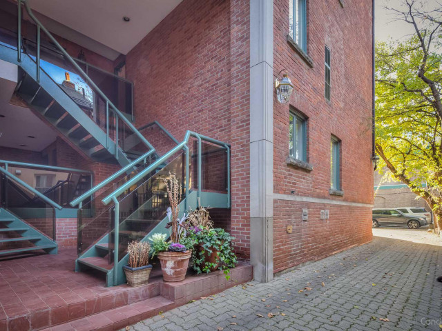 40 Hazelton Condos photo