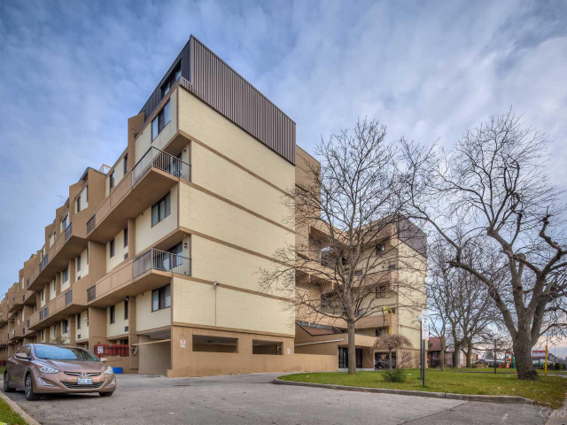 665 Kennedy Road Condos