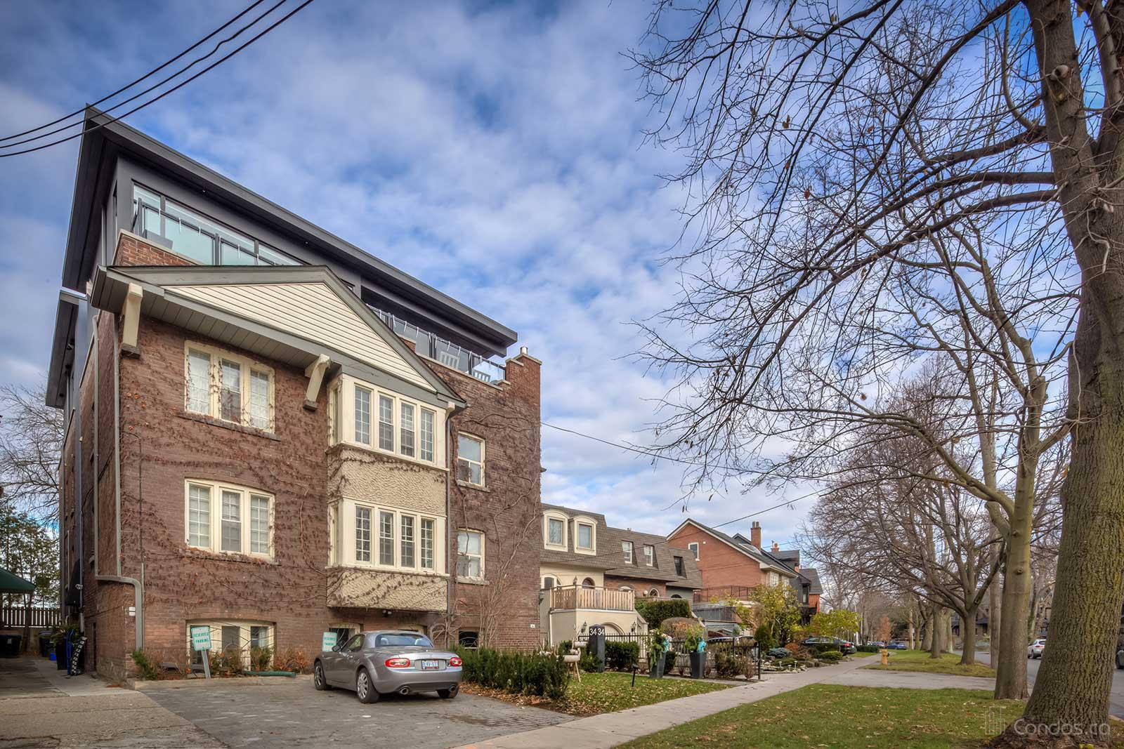 34 Rowanwood Condos at 34 Rowanwood Ave, Toronto 1