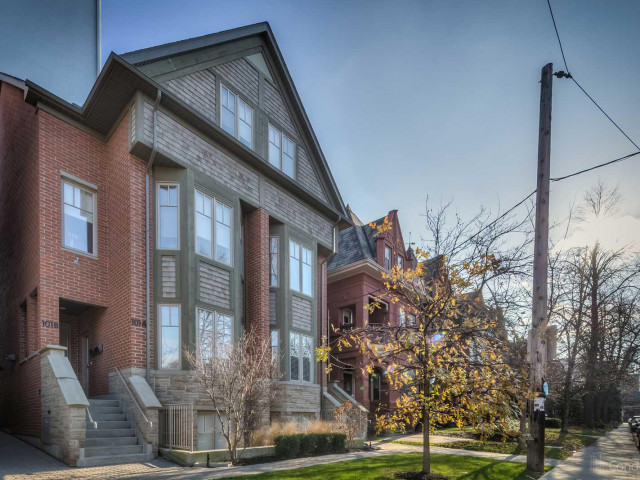 Walmer Road Condos photo