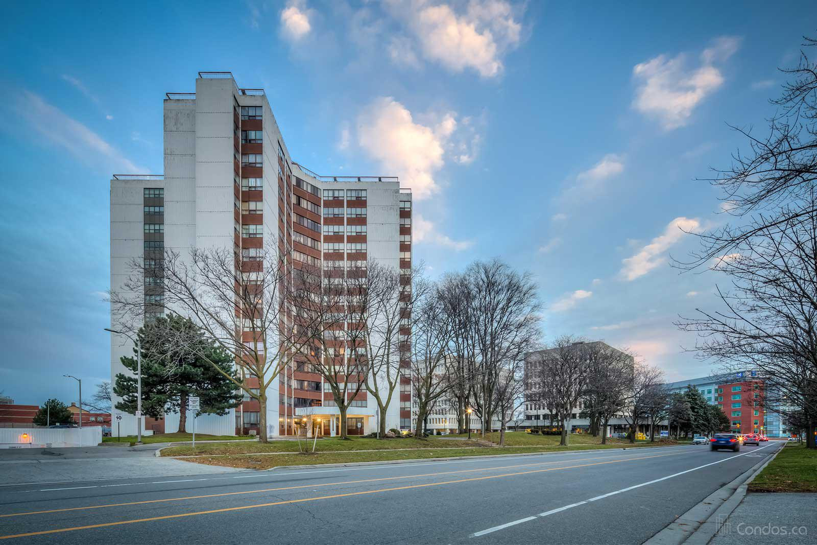 2323 Confederation Condos at 2323 Confederation Pkwy, Mississauga 0