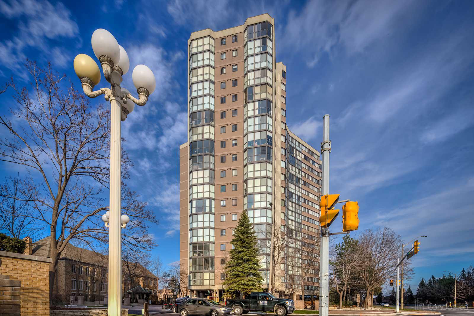 The Sherwood at 4235 Sherwoodtowne Blvd, Mississauga 1