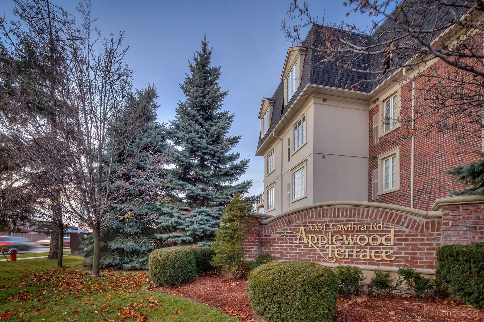 Applewood Terrace Condos at 3351 Cawthra Rd, Mississauga 1